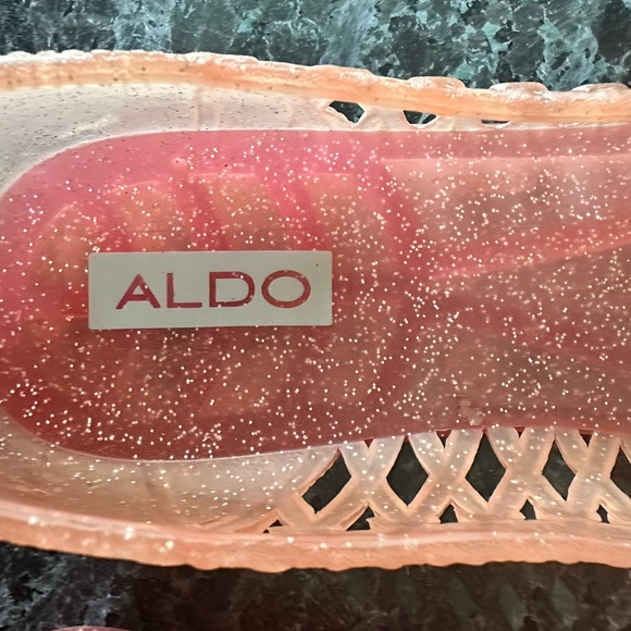 ALDO pink sparkle jelly flats. Says size 6 but they fit more like an 8- 81/2. - Picture 5 of 7